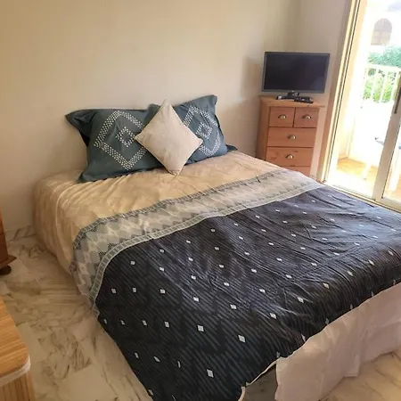 Апартаменты Cozy Studio Cap D'antibes Juan-les-pins Антиб
